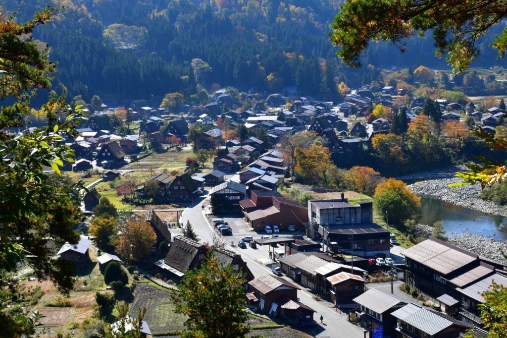 白川郷展望台荻町城跡から覗く白川郷
