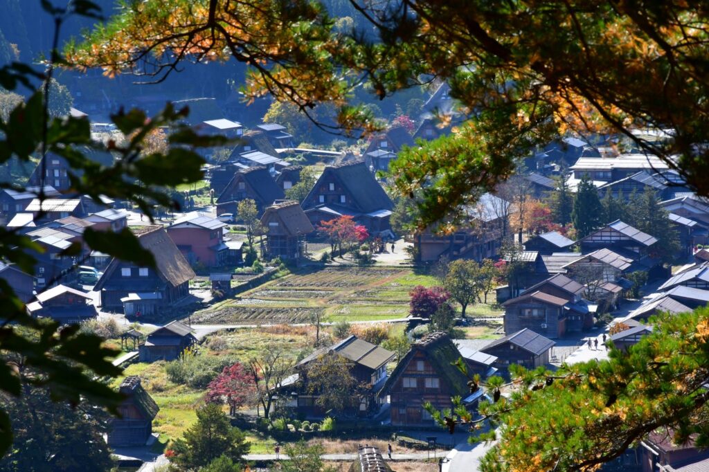 白川郷展望台荻町城跡から覗く白川郷