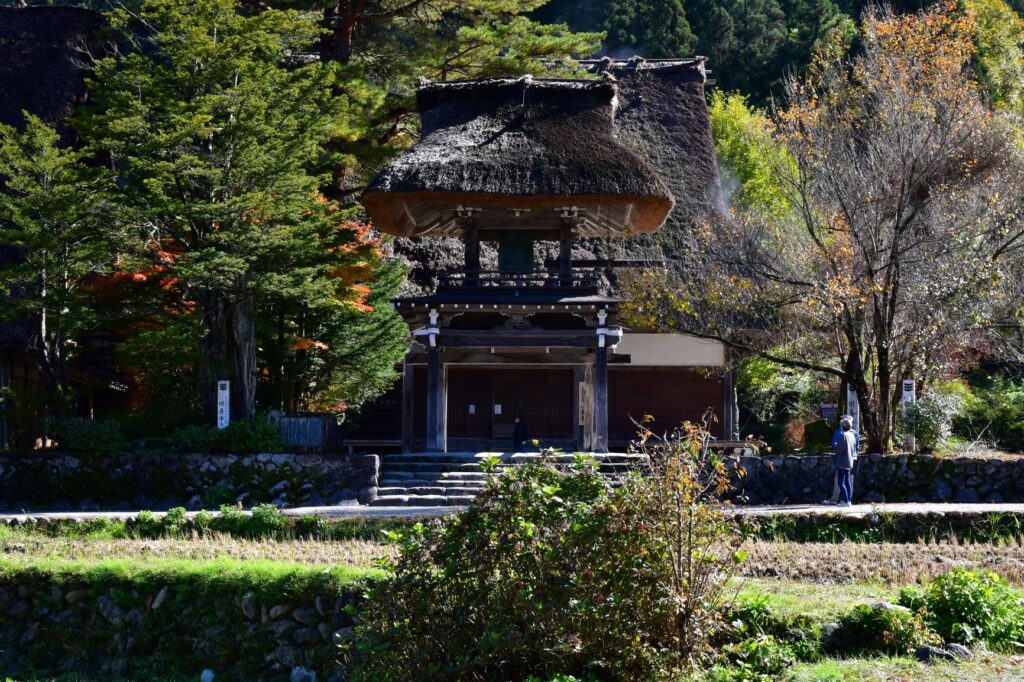 白川郷明善寺 鐘楼